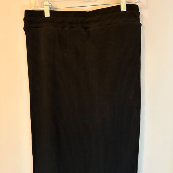 Puma Women’s A-Line Ribbed Skirt – Black – Size L – New Without Tags - Picture 4 of 5